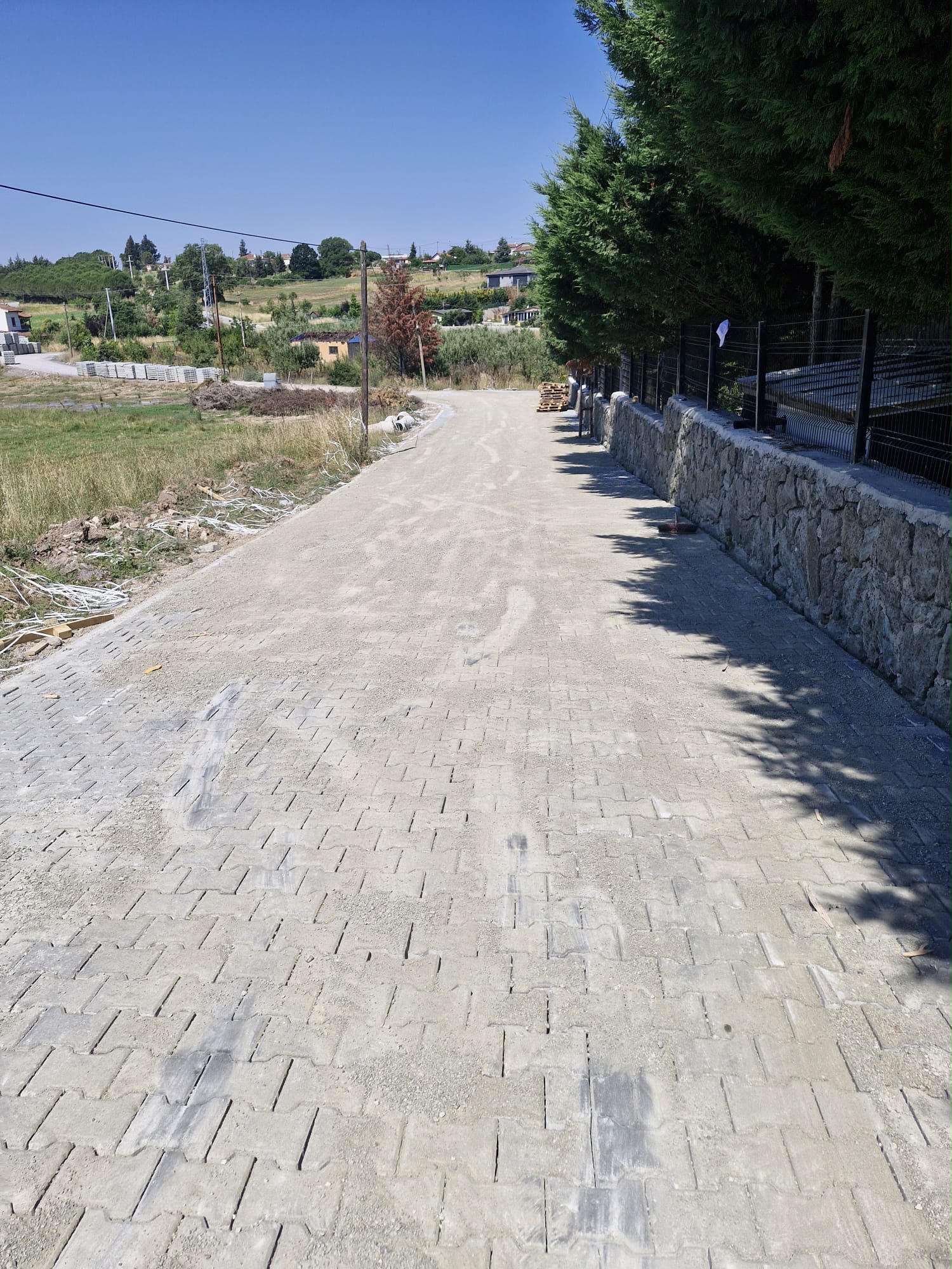 Yalova’da Köy Yollarına 40 Bin Metrekare Parke Yatırımı