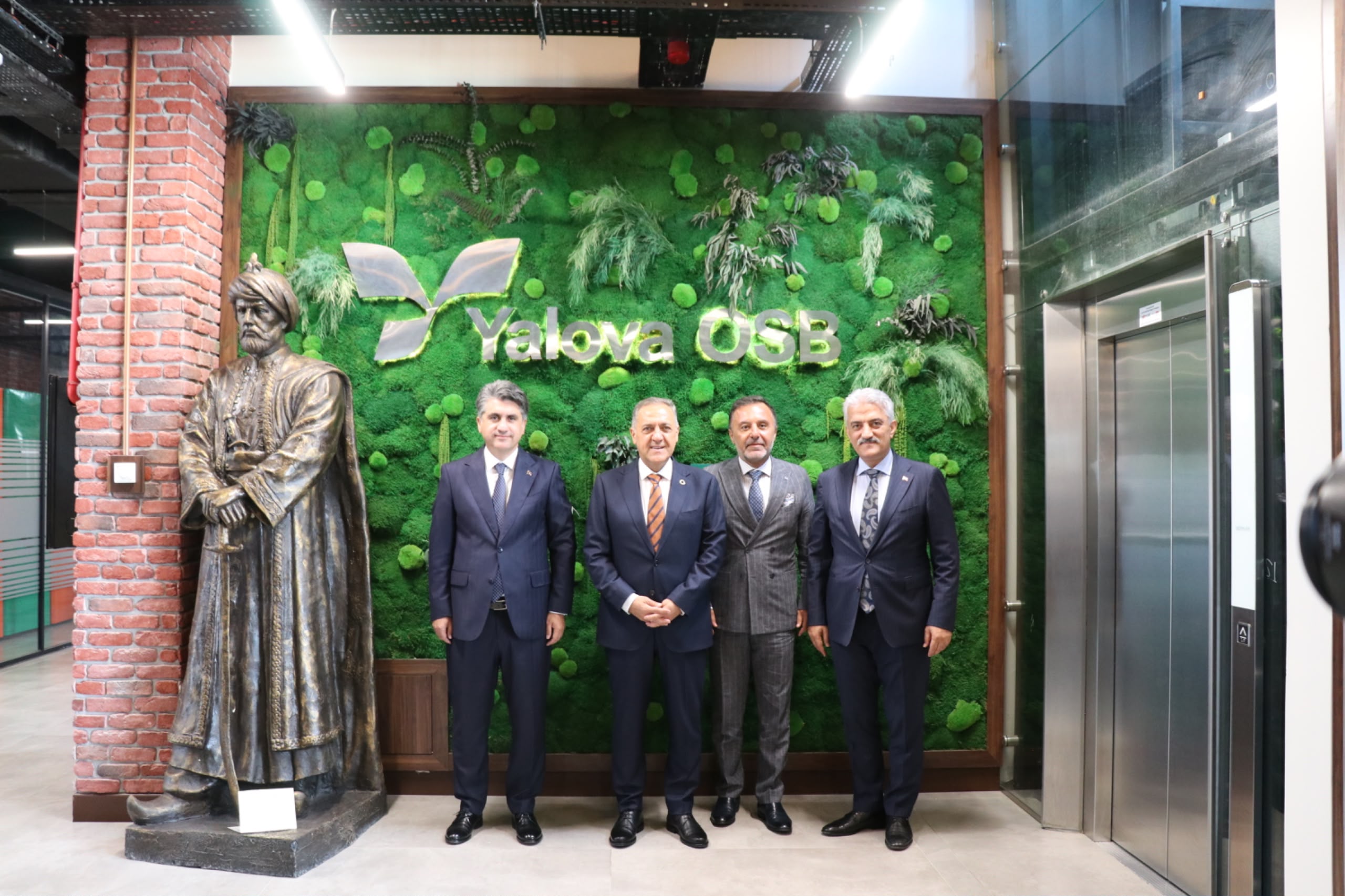 MARKA YÖNETİM KURULU YALOVA OSB’NİN EV SAHİPLİĞİNDE TOPLANDI