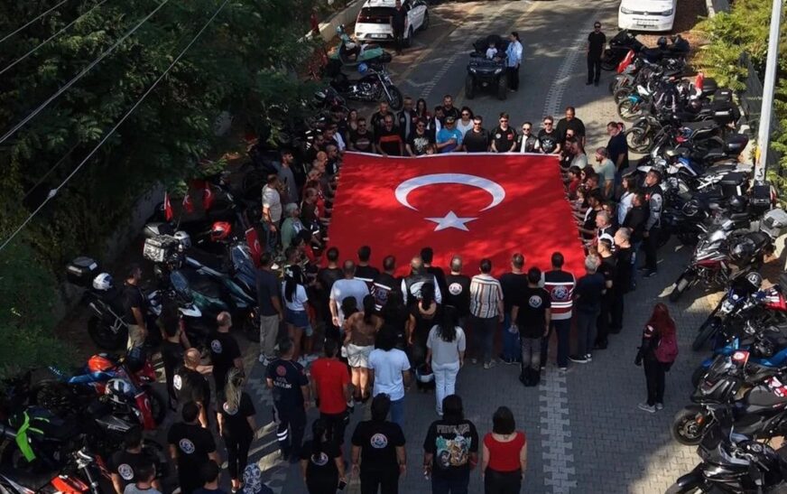 Yalova’da 30 Ağustos Coşkusu Motosiklet Kortejiyle Taştı