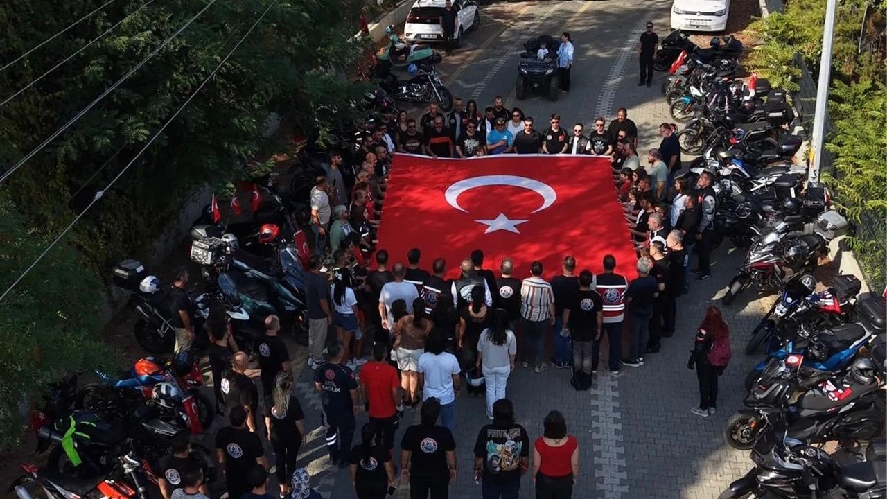Yalova’da 30 Ağustos Coşkusu Motosiklet Kortejiyle Taştı