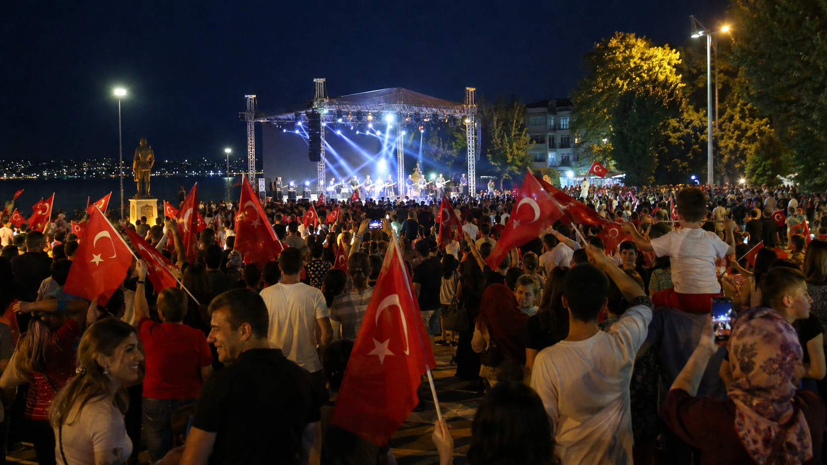 30 Ağustos’ta Yalova müziğe doyacak: Ünlü isimler sahnede
